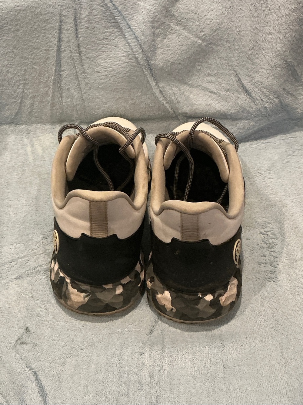 G/FORE Men's White MG4+ Golf Shoes with Camouflage Accents in EUC - Picture 4 of 5